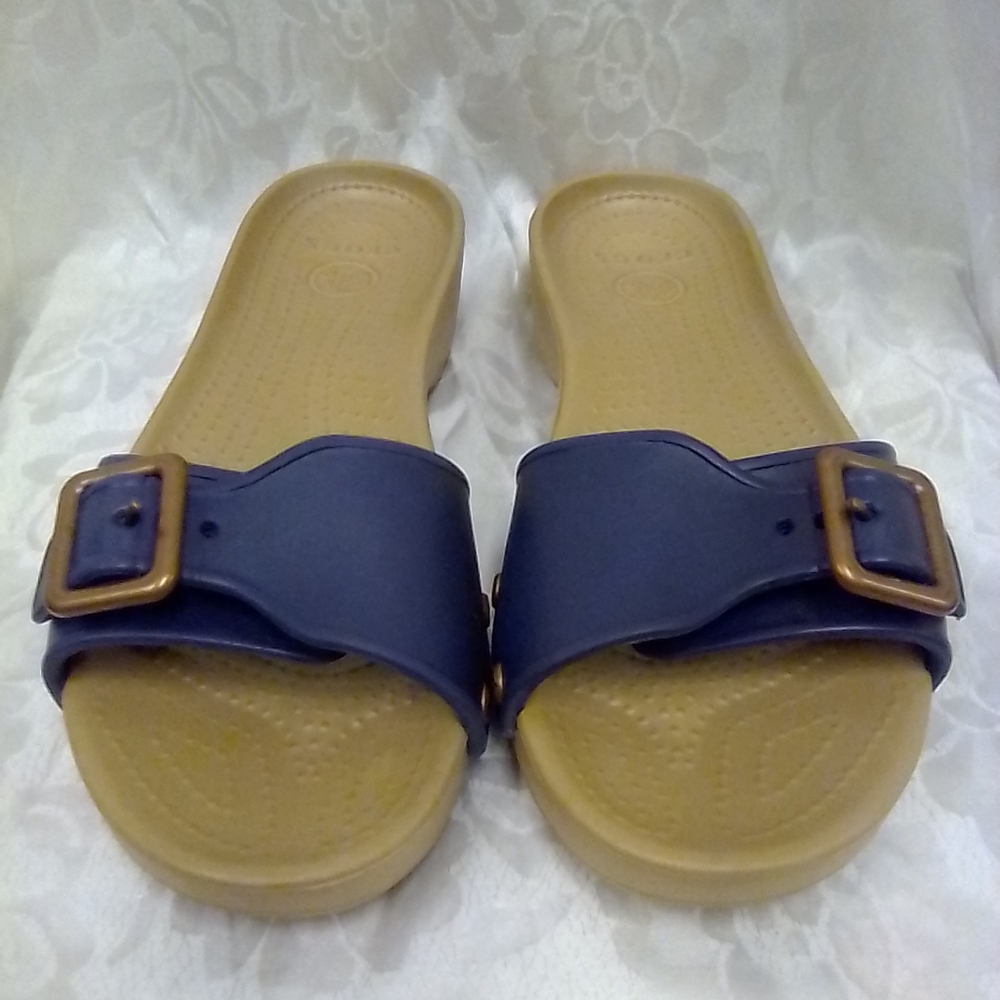 Crocs Slip On Sandals - Picture 7 of 11